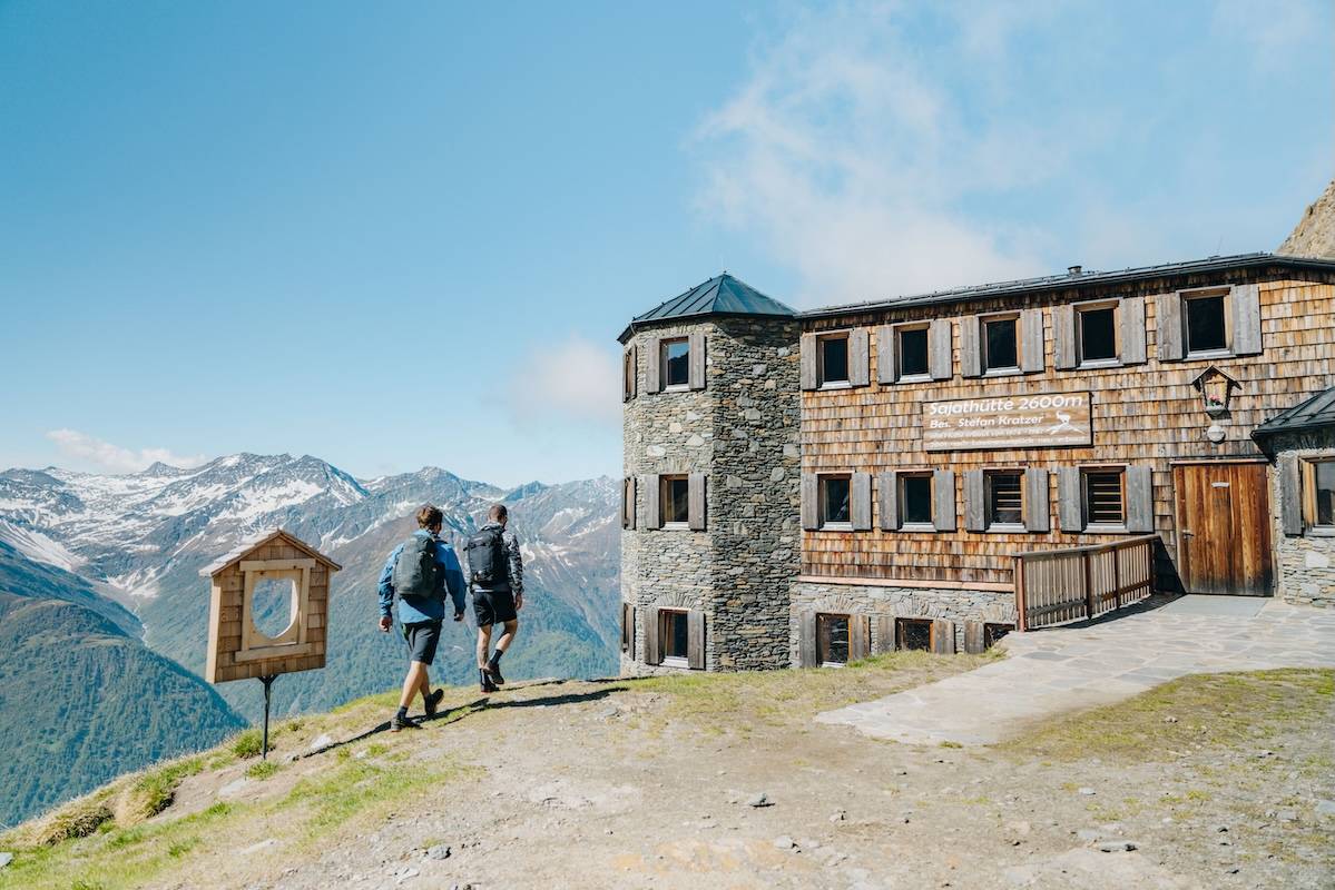 Neue Sajat Hütte